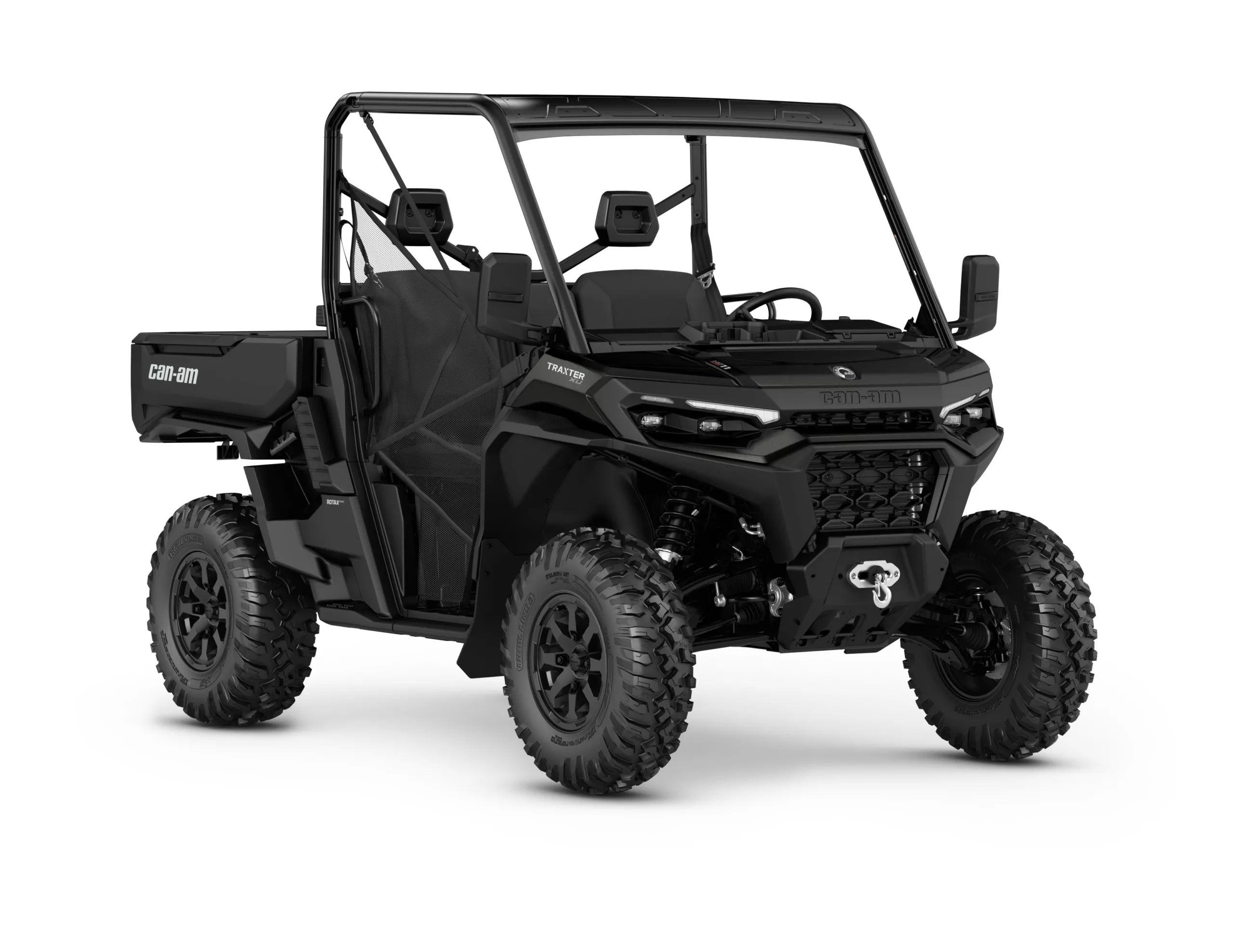 ORV-SSV-MY26-Traxter-XU-HD11-TR-ABS-Stealth-Black-0007NTB00-Studio-34FR-CE