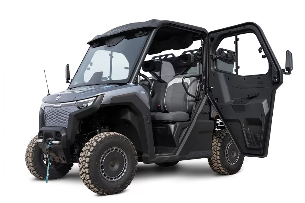 Cf Moto Uforce All terrain voorkant